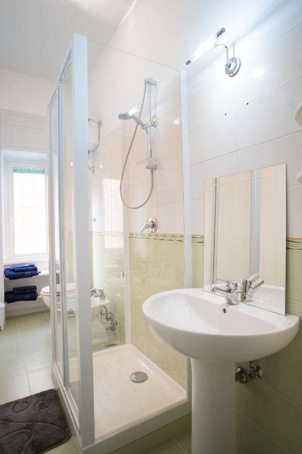 Neapolis Bay Apartment Portici Luaran gambar