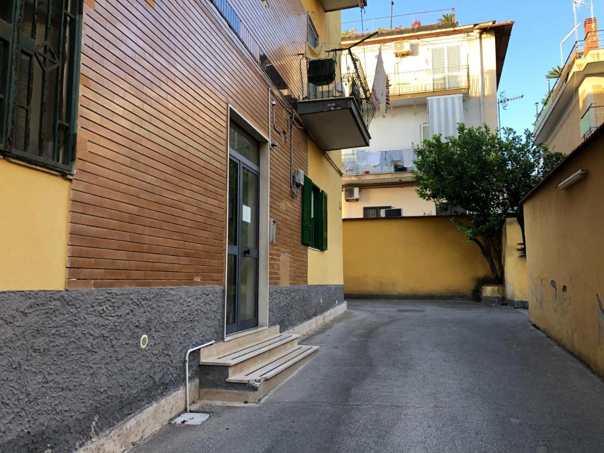 Neapolis Bay Apartment Portici Luaran gambar