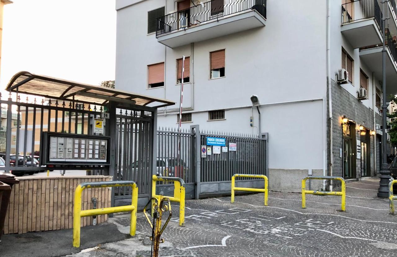 Neapolis Bay Apartment Portici Luaran gambar
