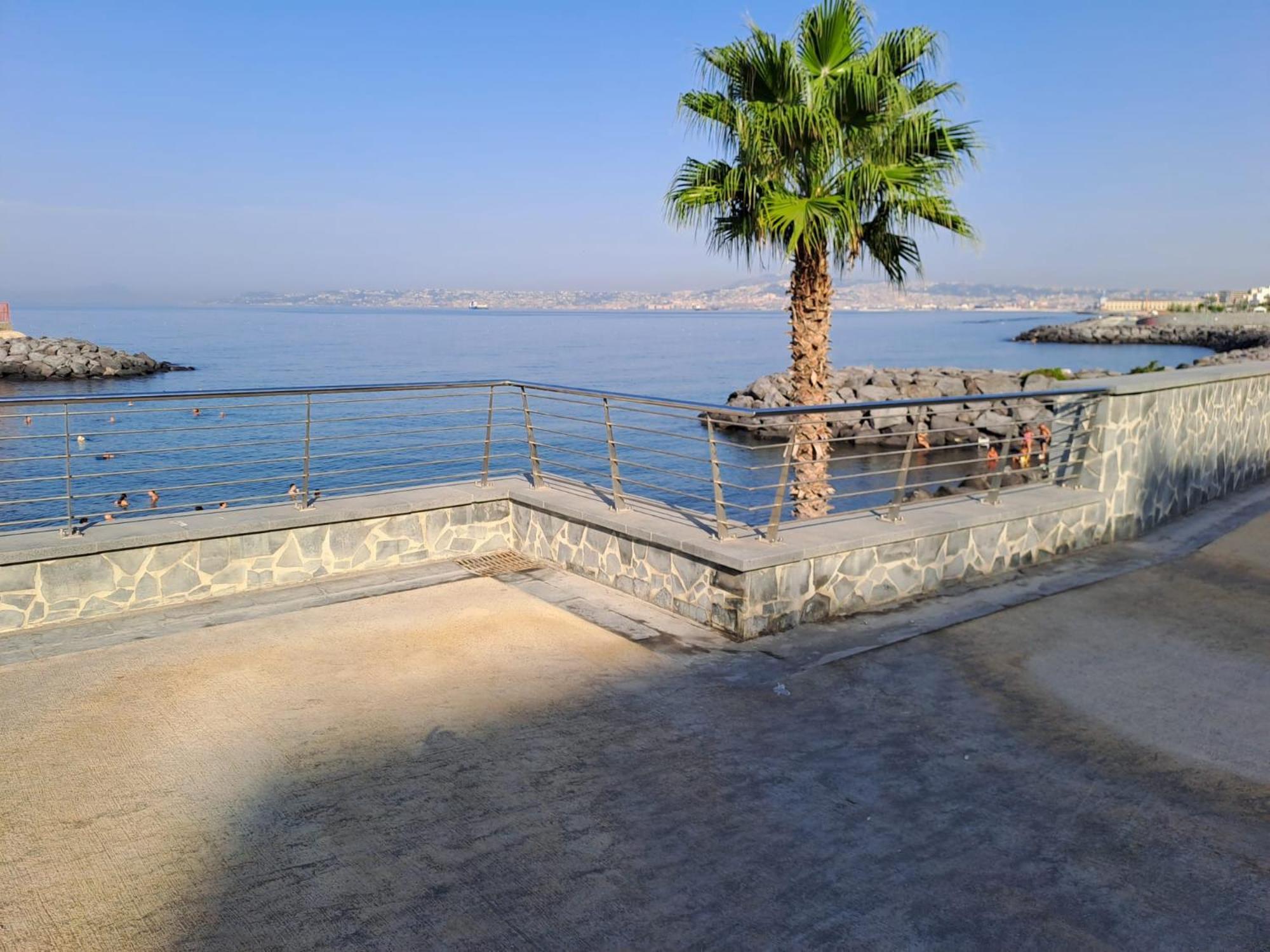 Neapolis Bay Apartment Portici Luaran gambar